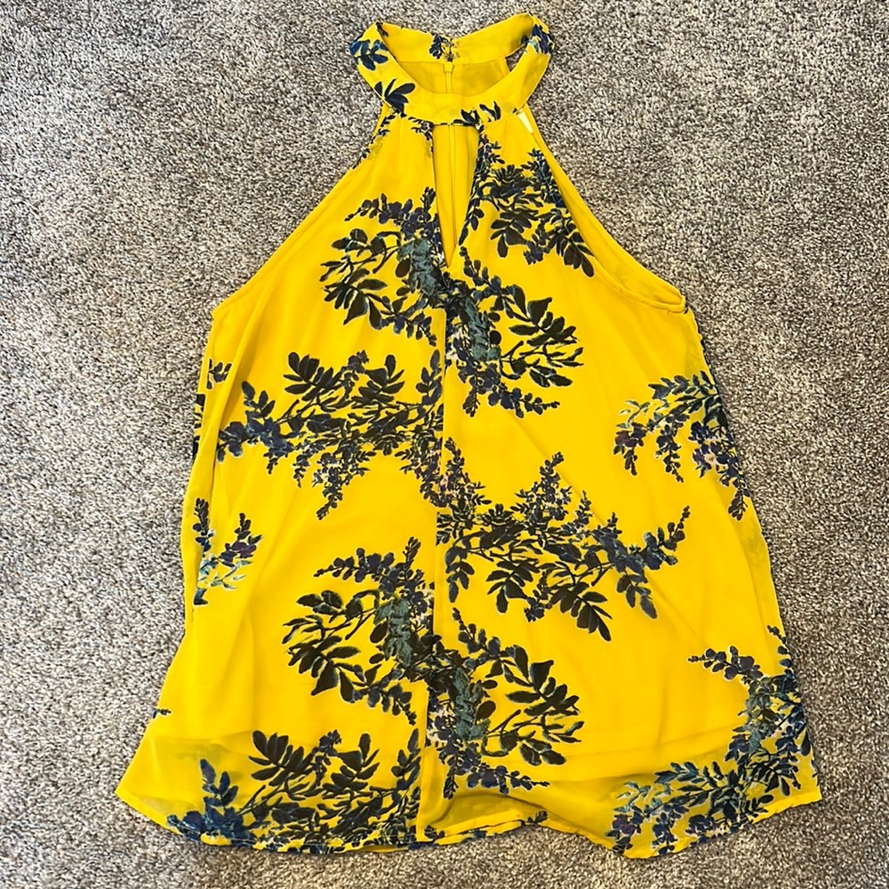 Yellow high-neck tank top